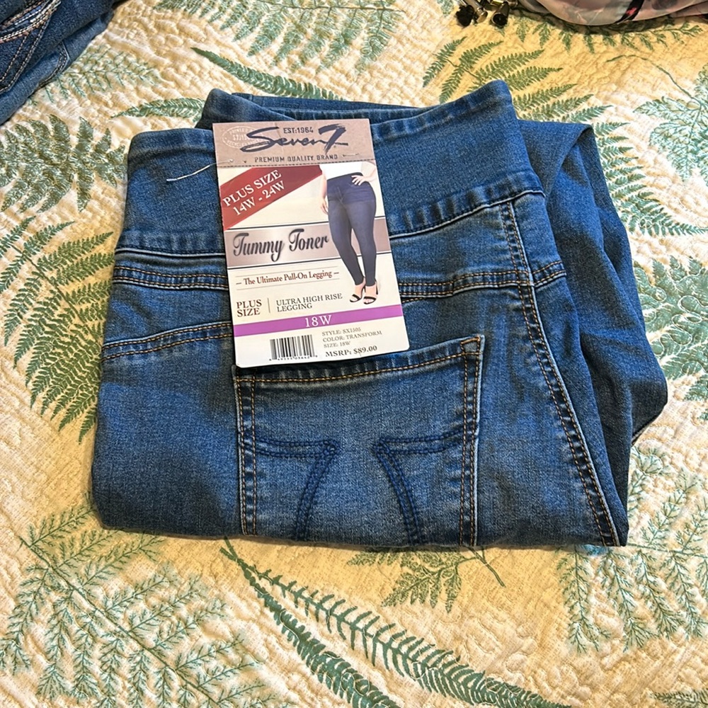 Brand New Seven7 Ultra High-Rise Legging